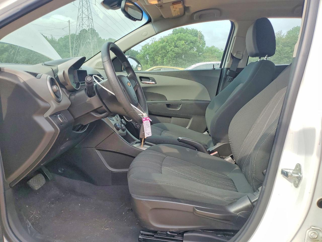 2012 Chevrolet Sonic Lt - Image 7