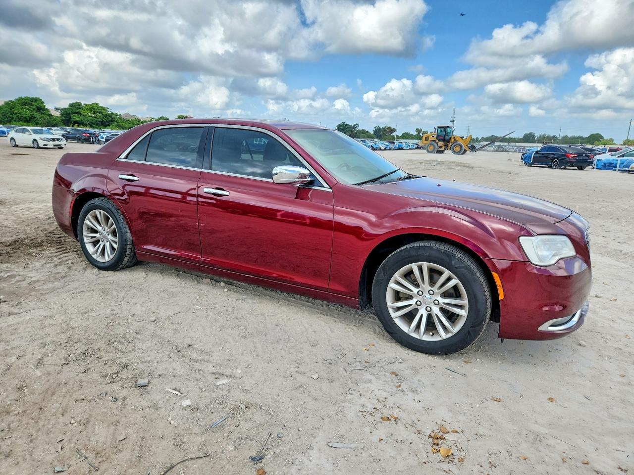 2016 Chrysler 300C - Фото 4