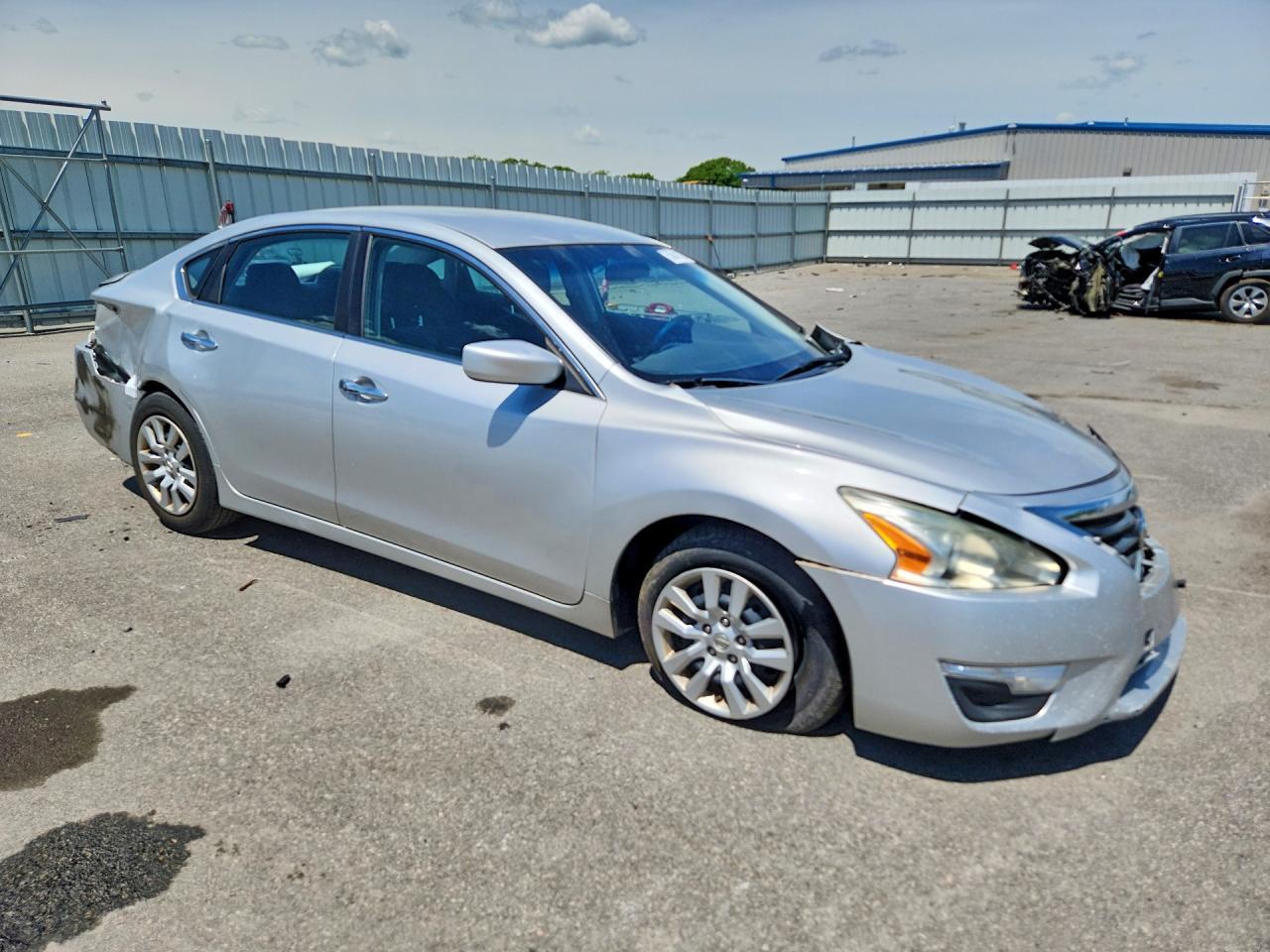 2015 Nissan Altima 2.5 S - Фото 4