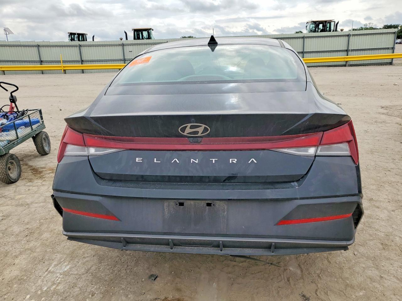 2024 Hyundai Elantra Sel - Фото 6