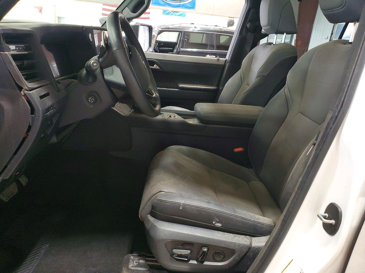 2024 Lexus Gx 550 Luxury - Image 7