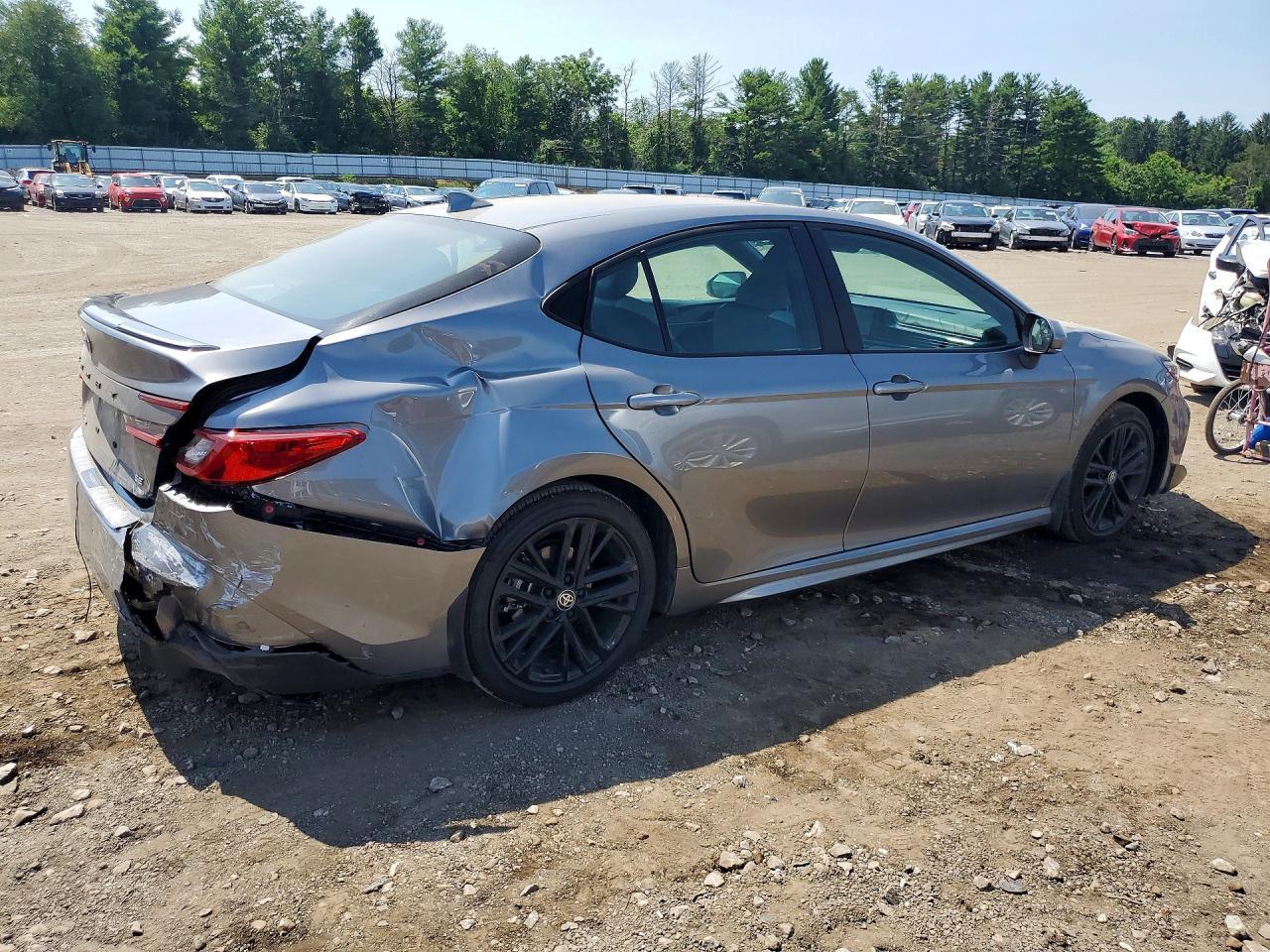 2026 Toyota Camry Se - Фото 3