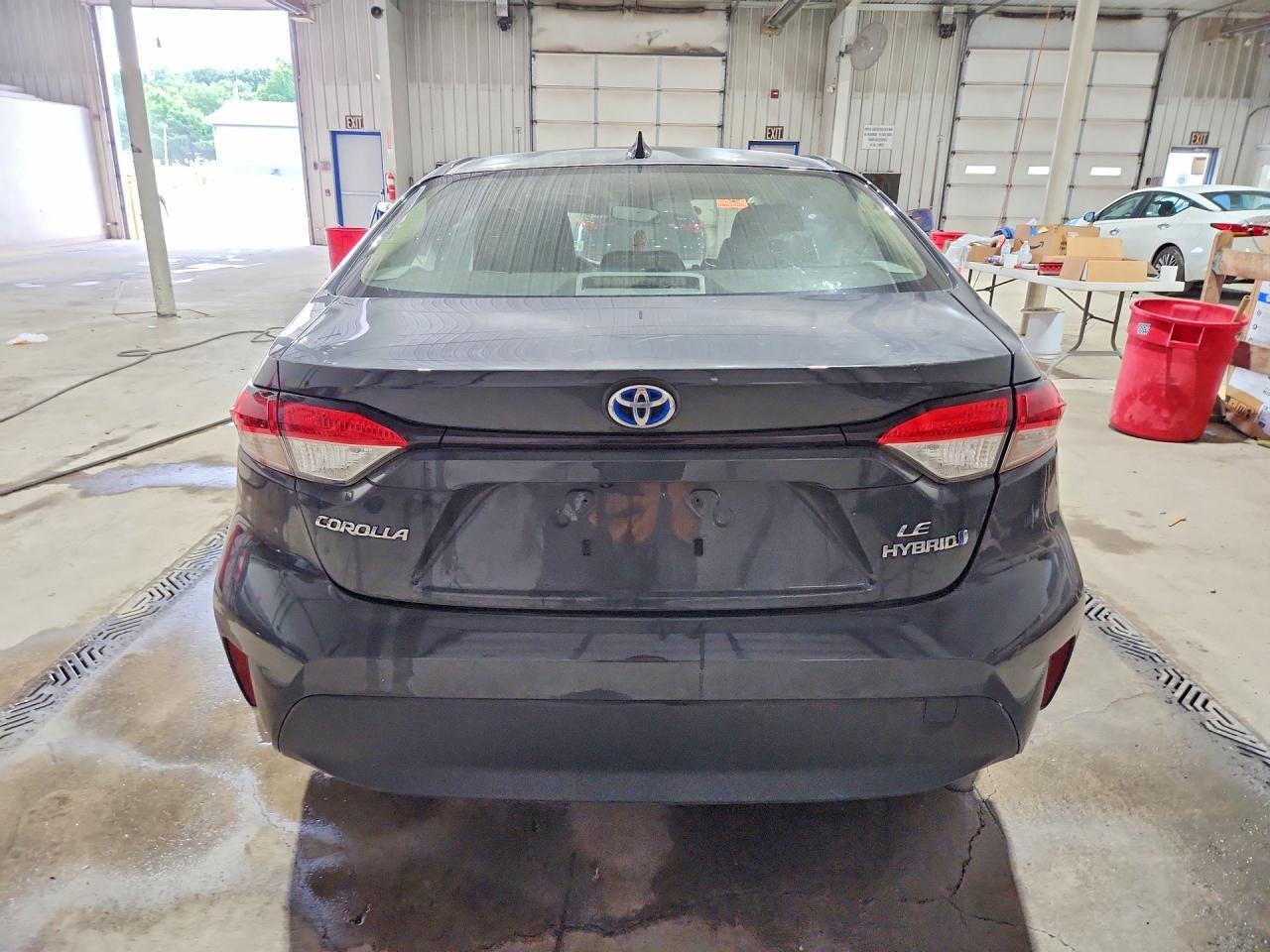 2024 Toyota Corolla Hybrid Le - Image 6
