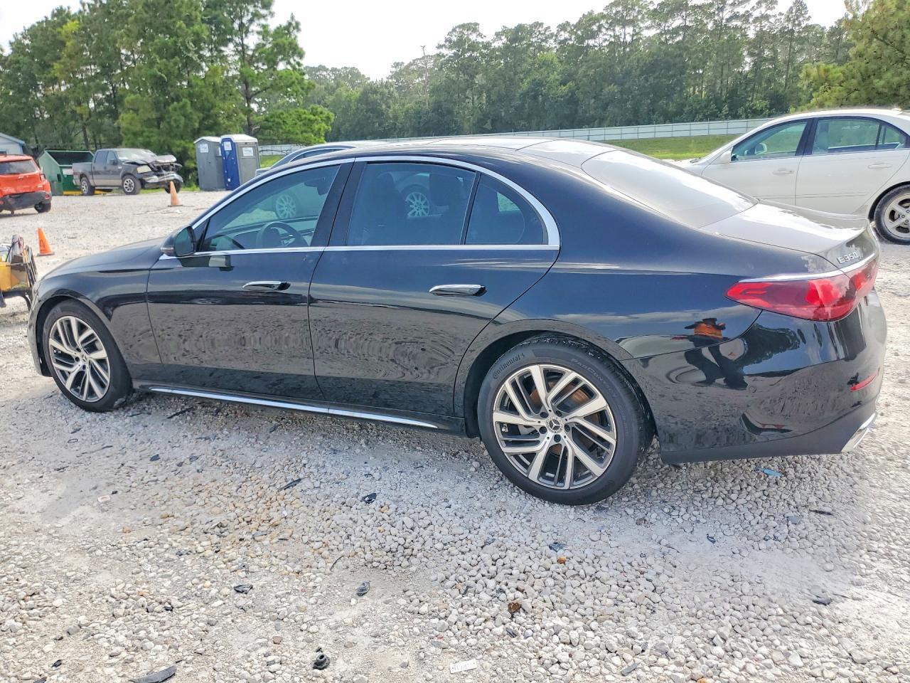 2025 Mercedes-Benz E 350 - Фото 2