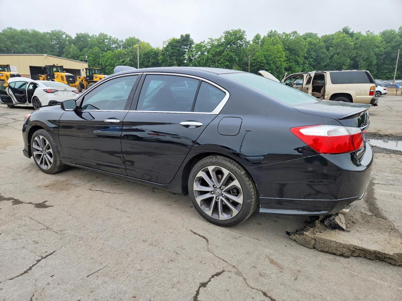 2014 Honda Accord Sport - Фото 2