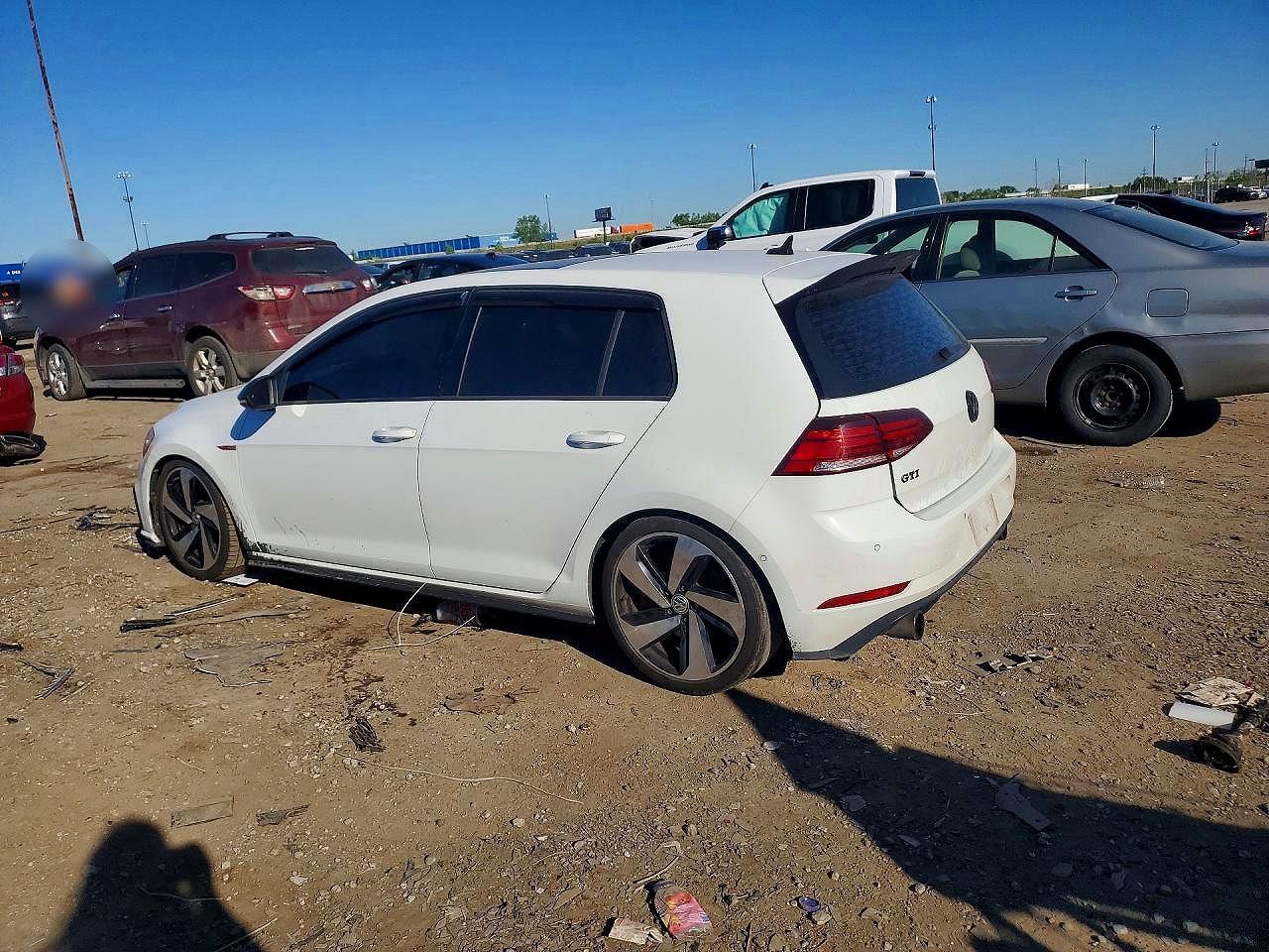 2018 Volkswagen Gti S - Image 2