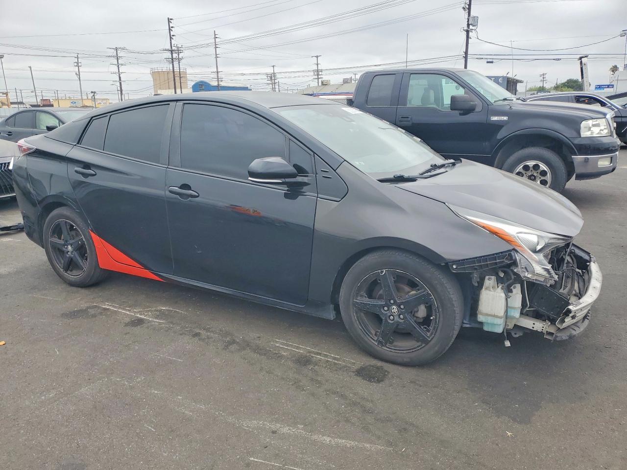 2016 Toyt Prius - Image 4
