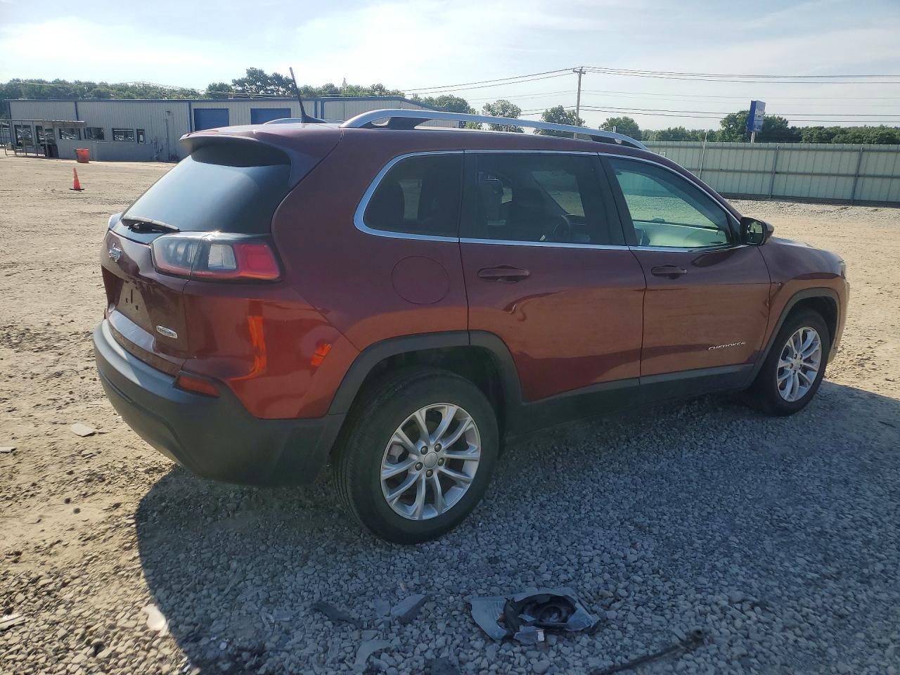 2019 Jeep Cherokee Latitude - Фото 3