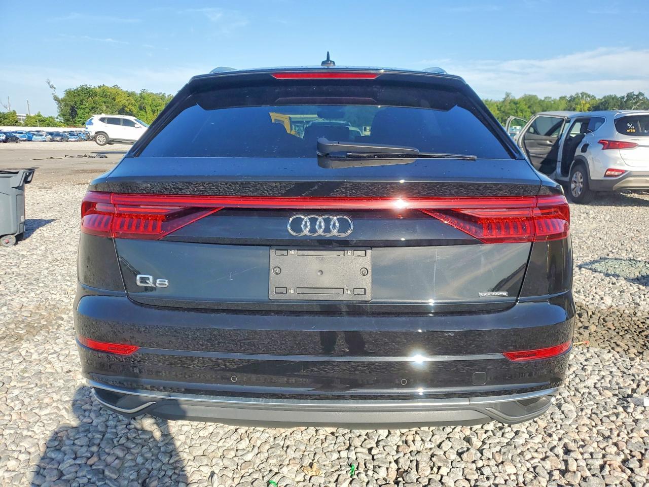 2023 Audi Q8 Premium - Фото 6