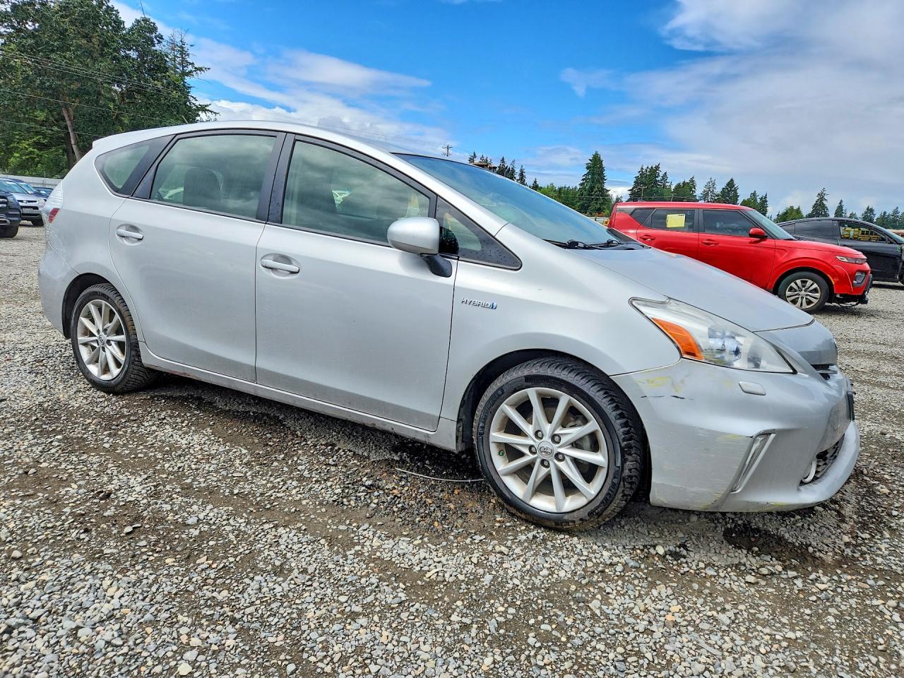 2013 Toyota Prius V Five - Фото 4