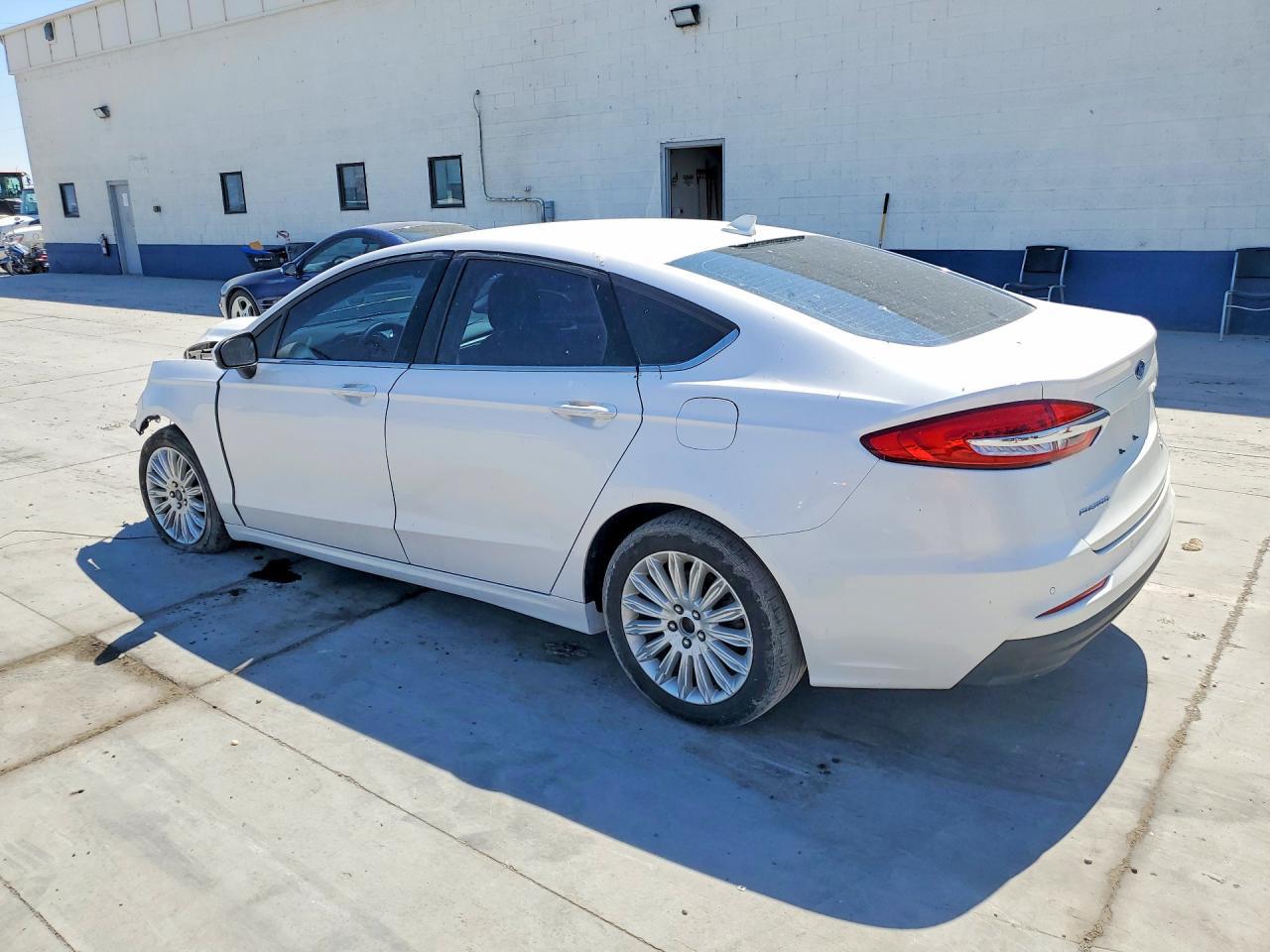 2020 Ford Fusion Se - Фото 2