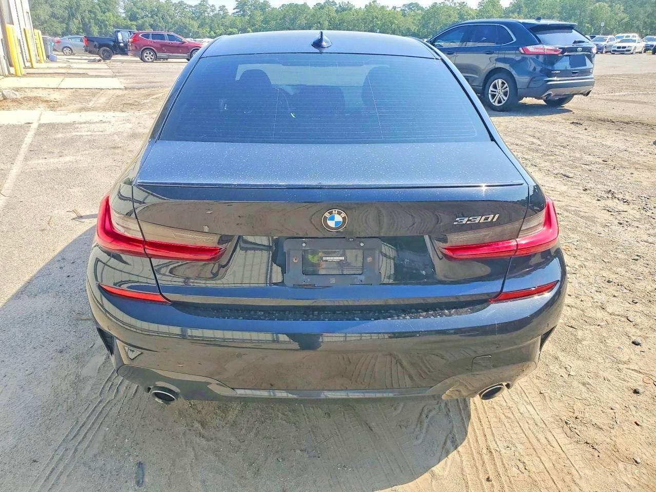 2022 BMW 330I - Фото 6