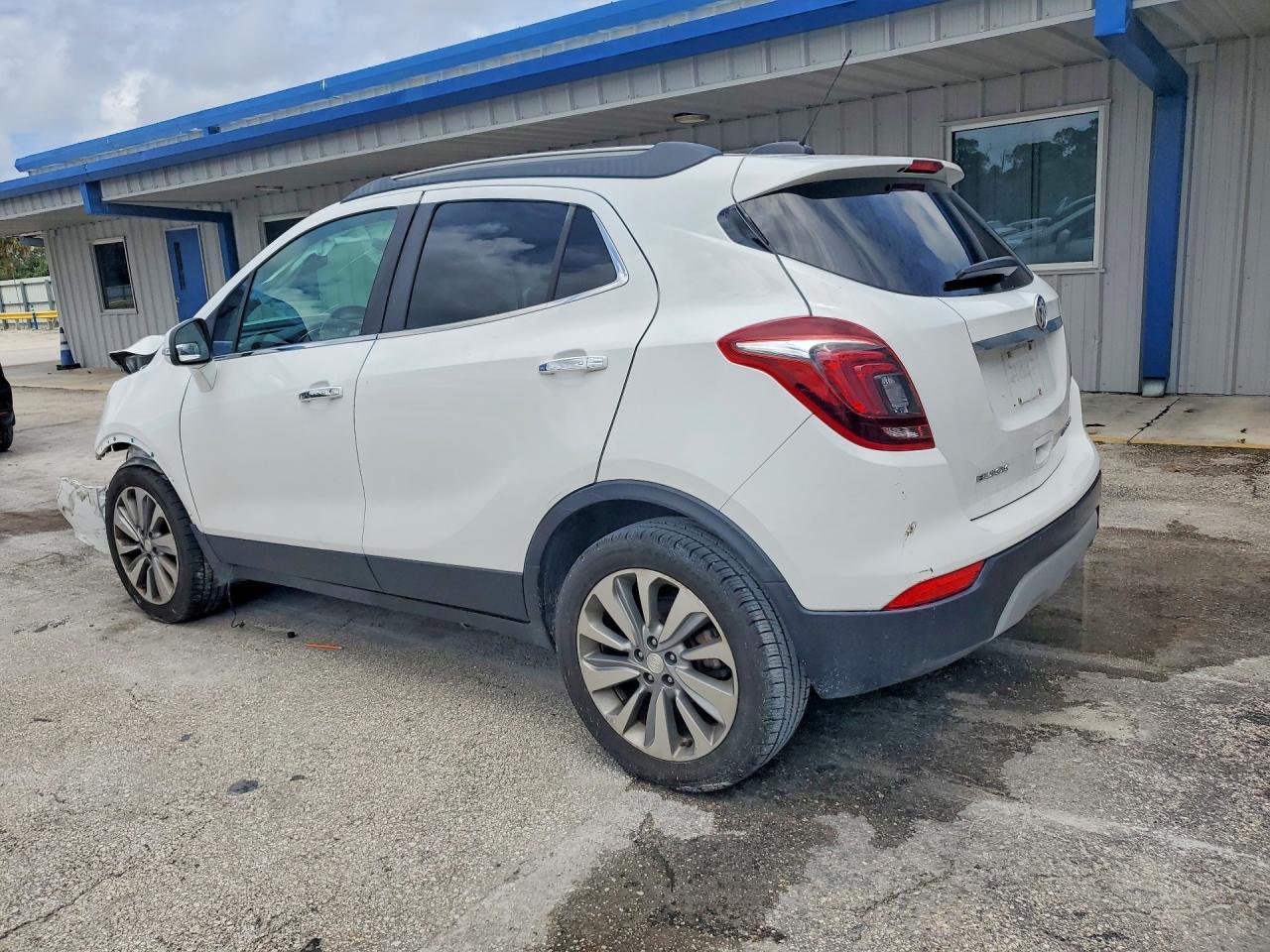 2018 Buick Encore Preferred - Фото 2