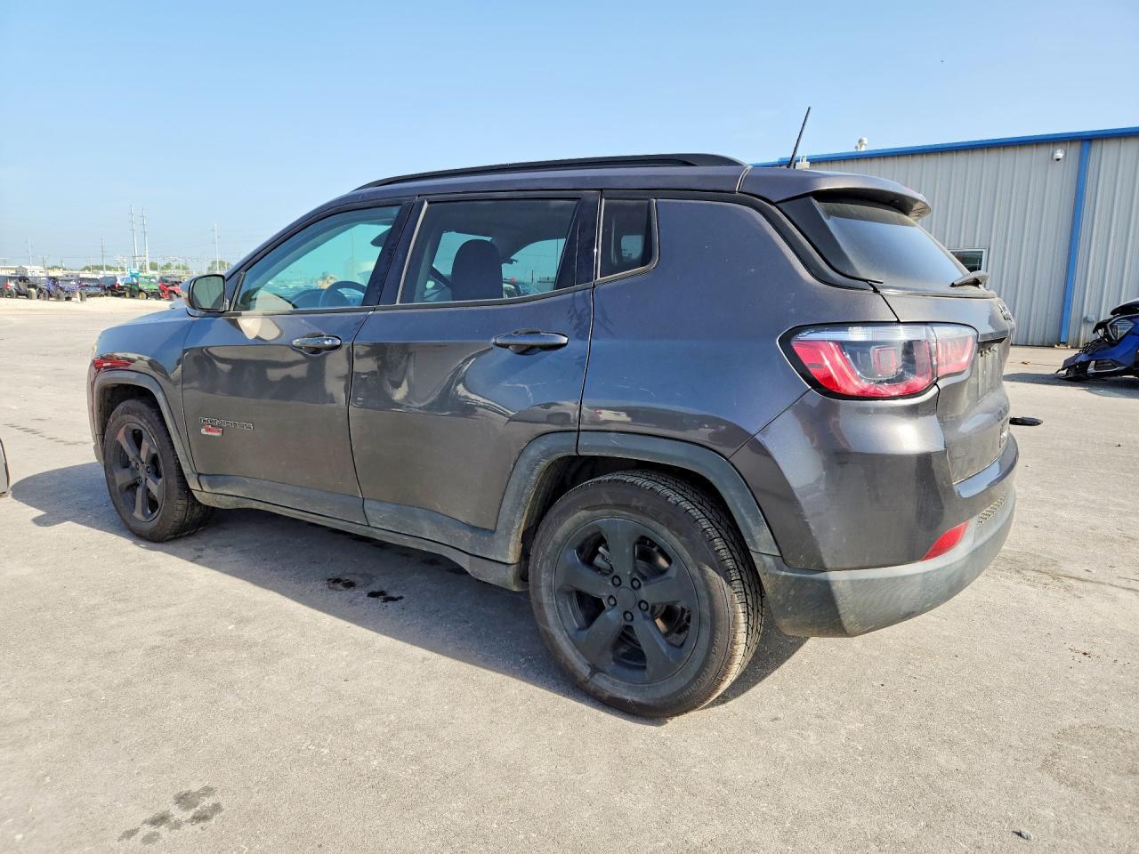 2019 Jeep Compass Latitude - Фото 2