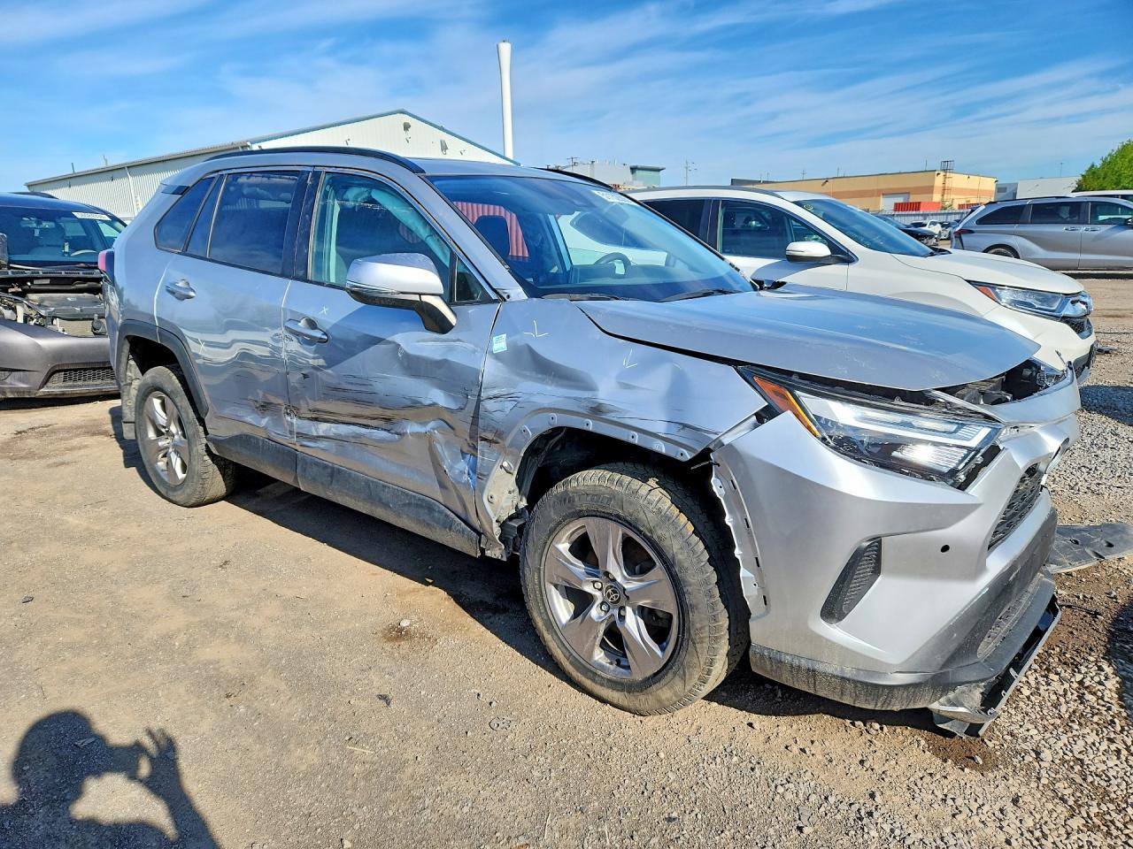 2023 Toyota Rav4 Hybrid Xle - Image 4