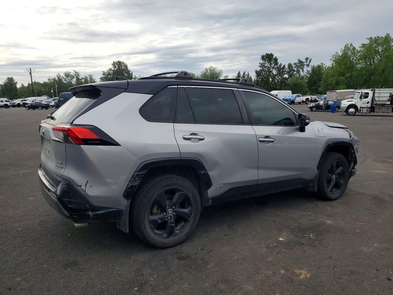 2021 Toyota Rav4 Xse - Image 3