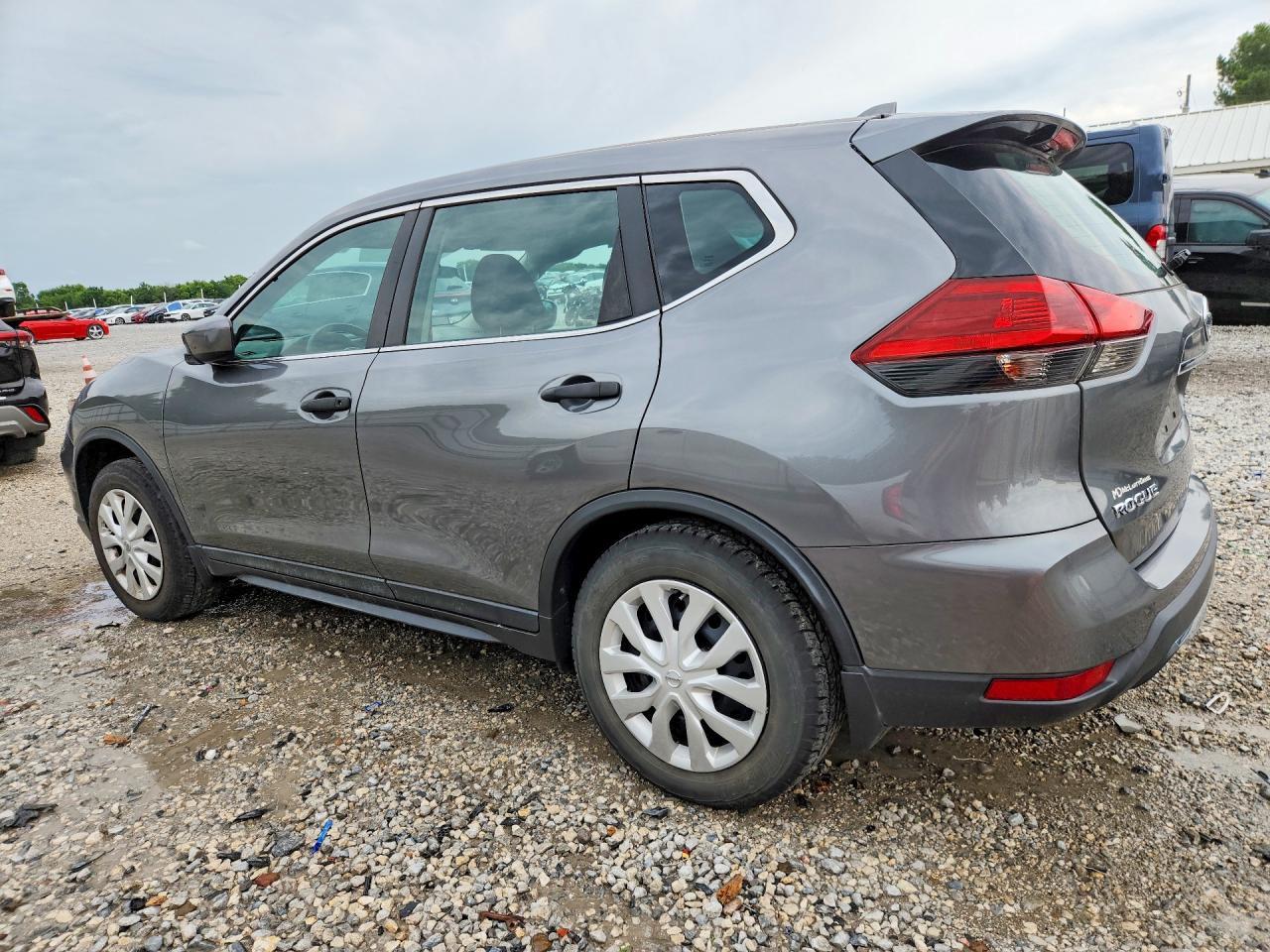 2020 Nissan Rogue S - Фото 2