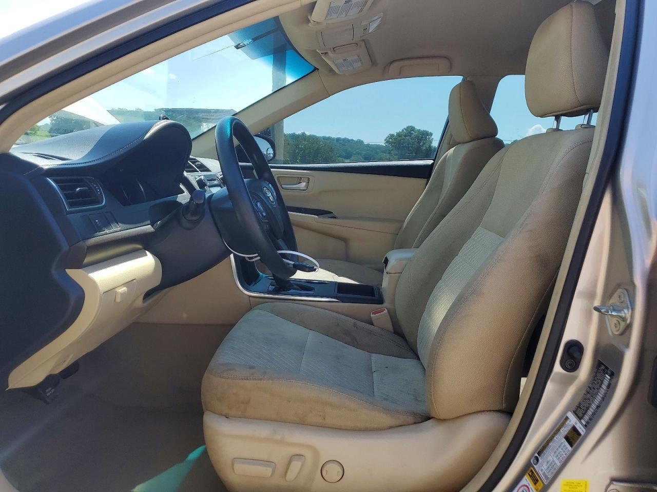 2016 Toyota Camry Le - Image 7