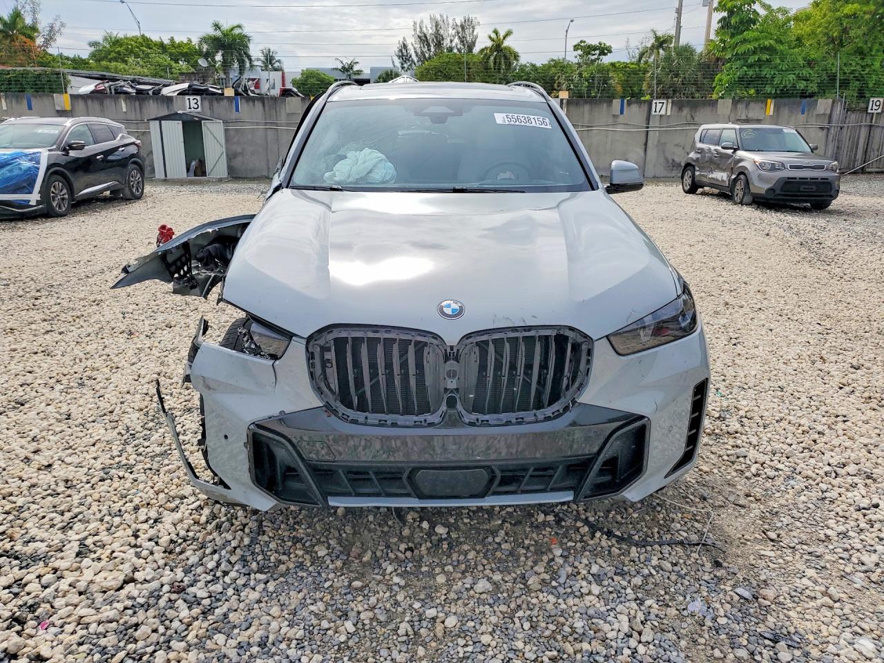 2025 BMW X5 xDrive40I - Image 5