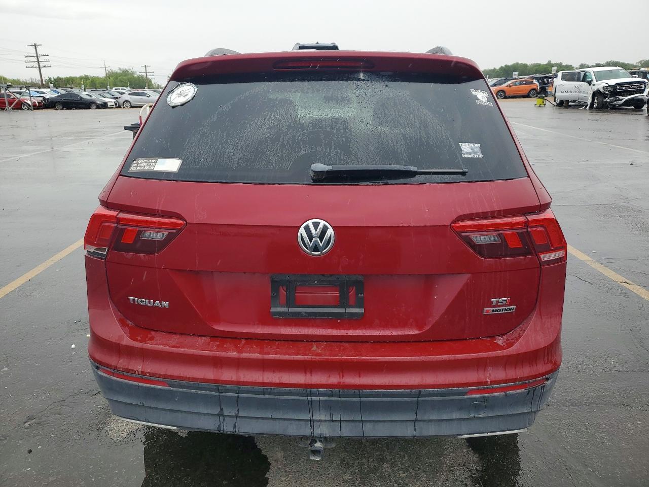 2018 Volkswagen Tiguan S - Фото 6