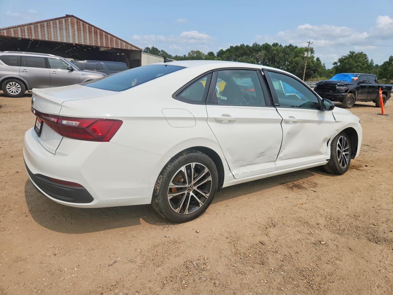 2025 Volkswagen Jetta Sport - Фото 3