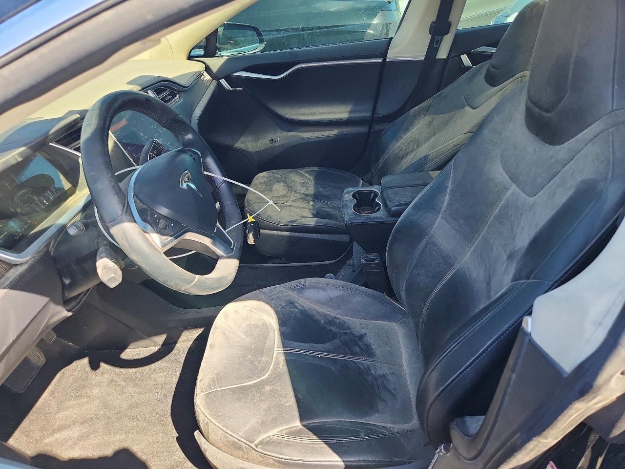 2013 Tesla Model S - Image 7