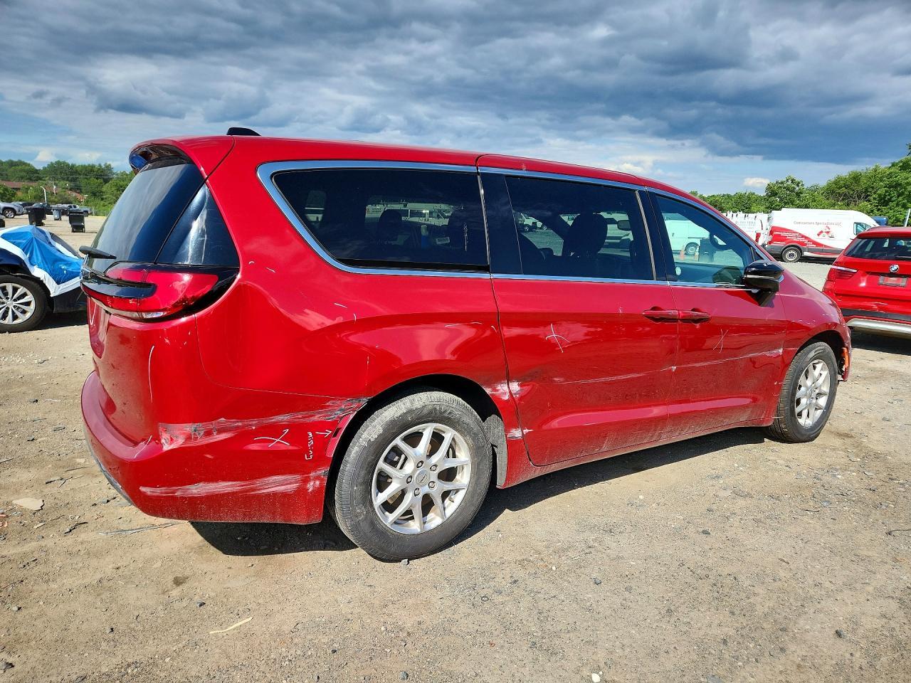 2025 Chrysler Pacifica Select - Фото 3