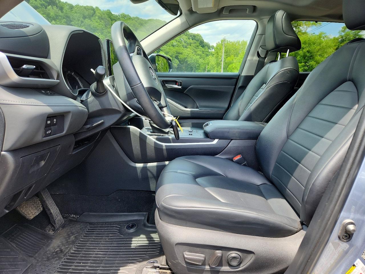 2024 Toyota Highlander Xle - Image 7