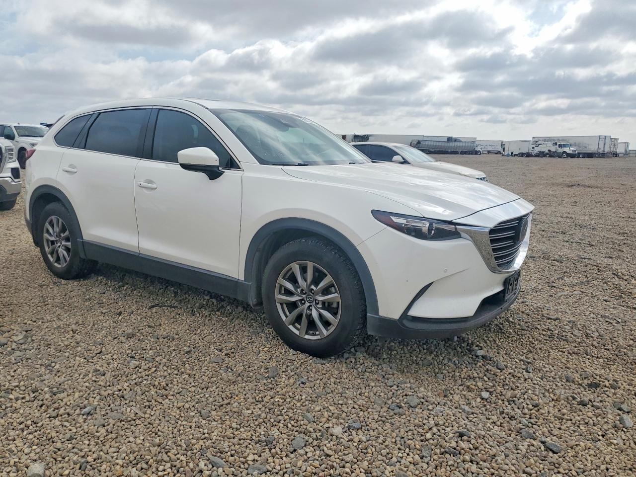 2019 Mazda Cx-9 Touring - Image 4