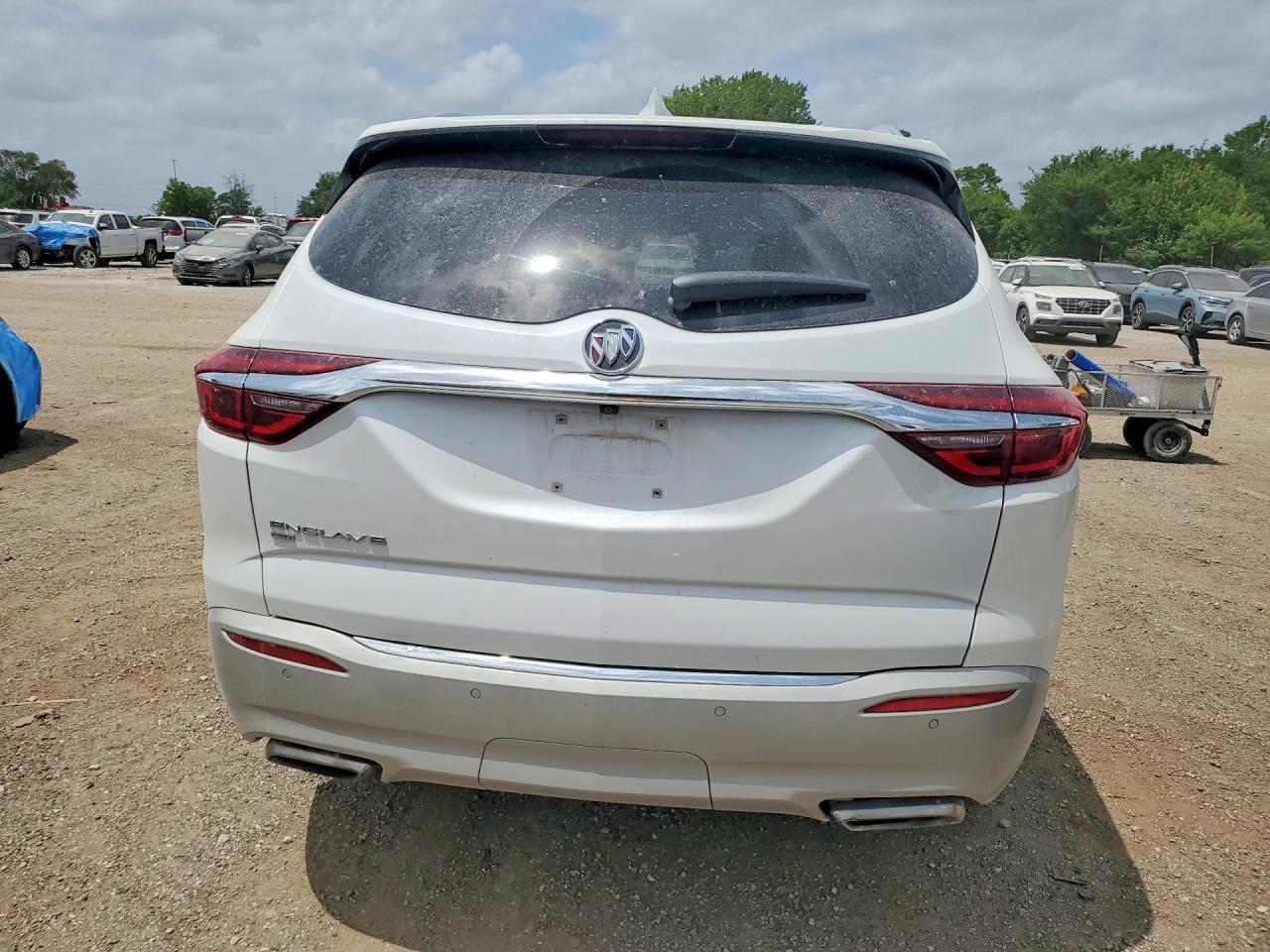 2021 Buick Enclave Premium - Image 6