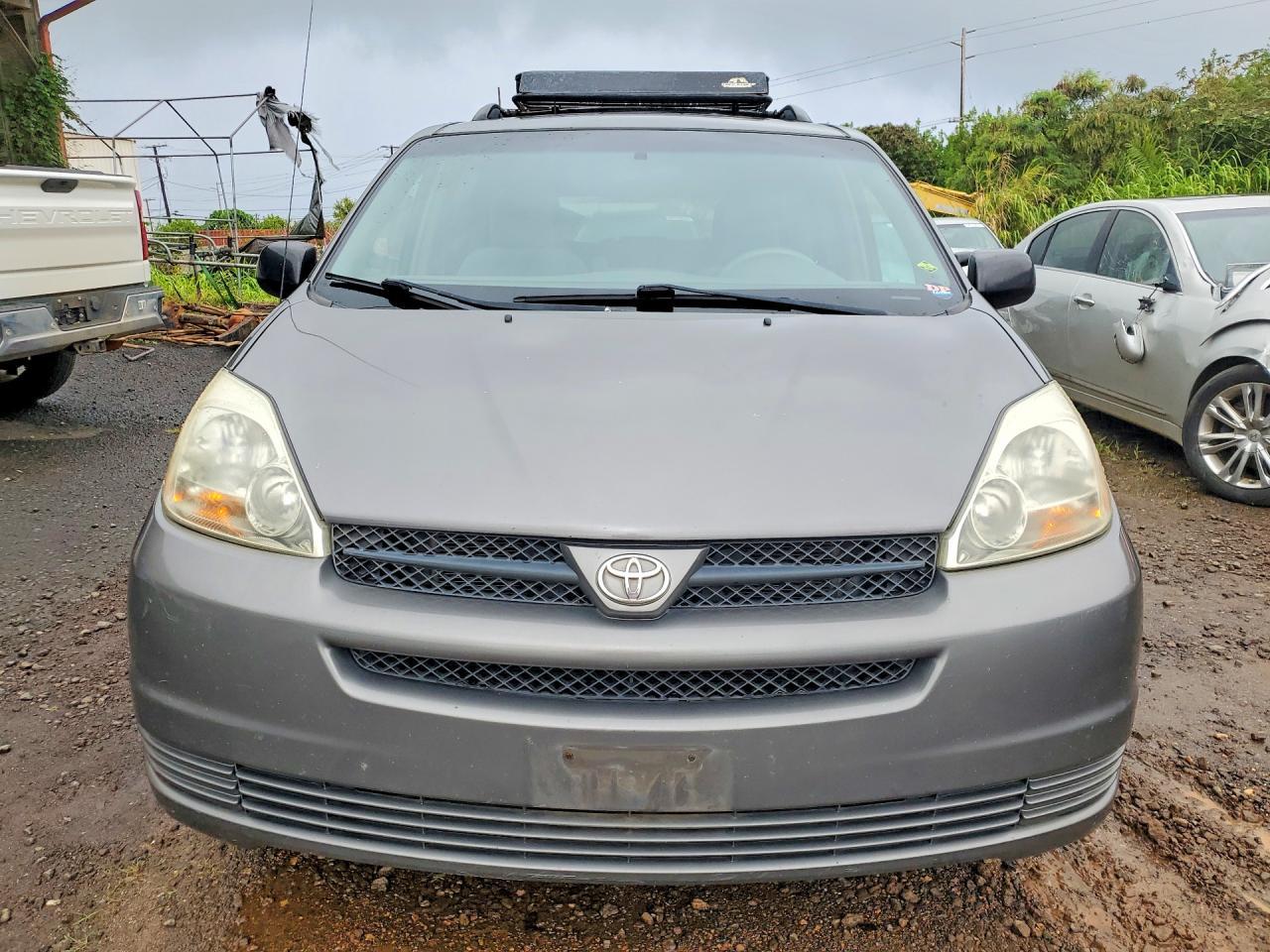 2005 Toyota Sienna Ce 7 Passenger - Image 5