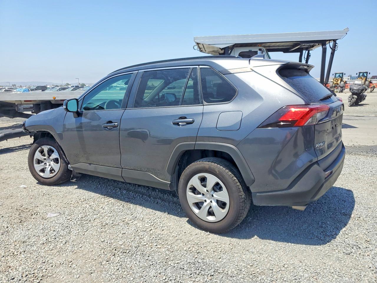 2019 Toyota Rav4 Le - Фото 2