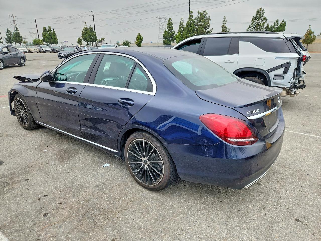 2019 Mercedes-Benz C 300 - Фото 2