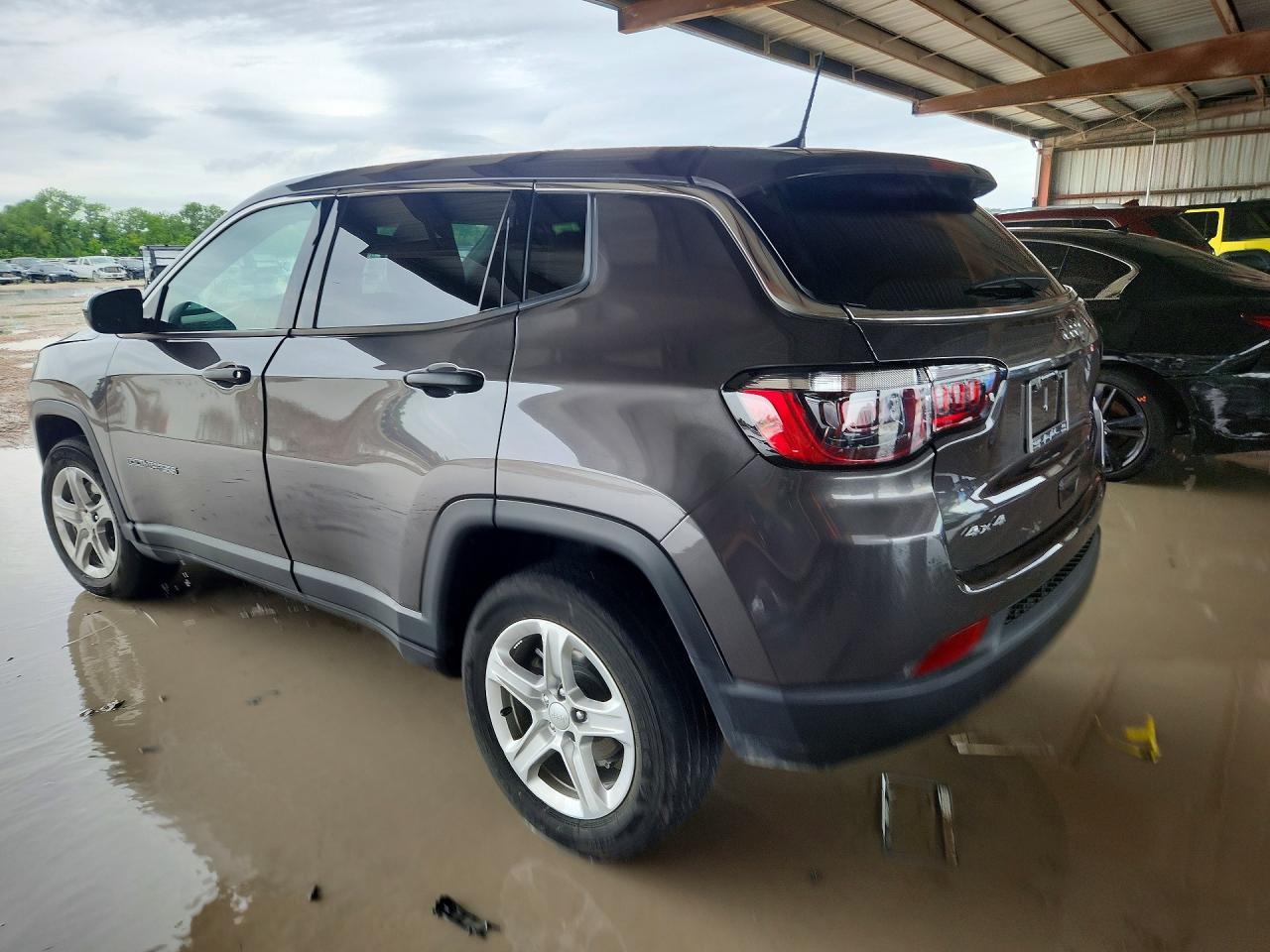 2023 Jeep Compass Sport - Image 2