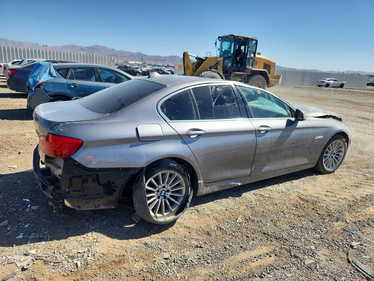 2011 BMW 535 Xi - Фото 3