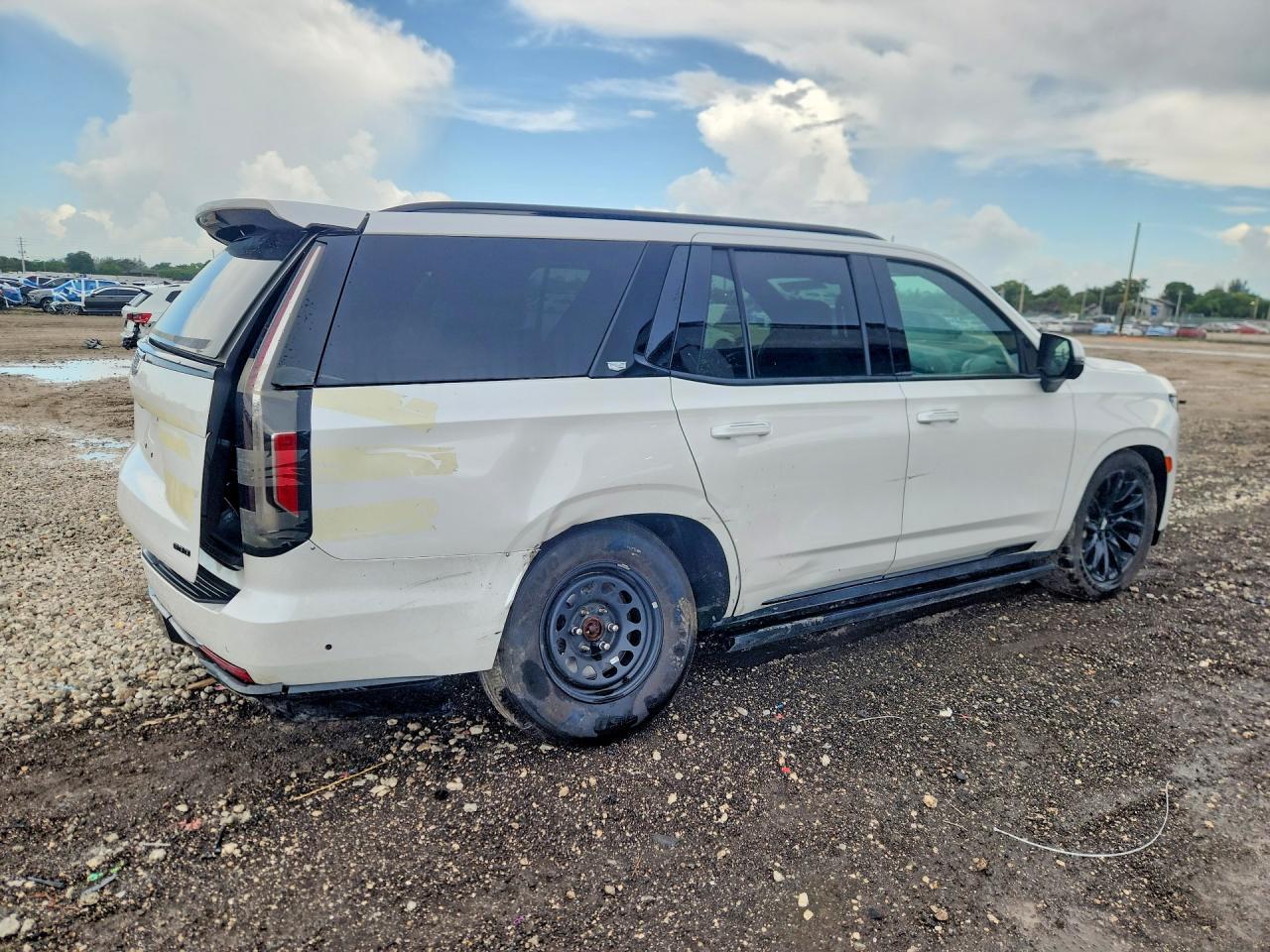 2023 Cadillac Escalade Sport - Фото 3