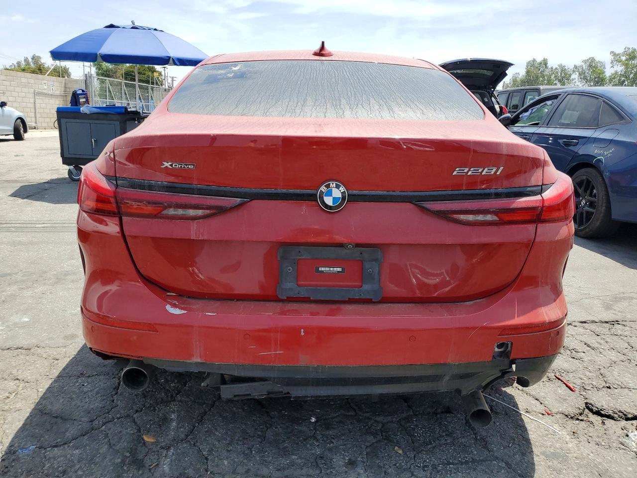 2021 BMW 228Xi - Фото 6