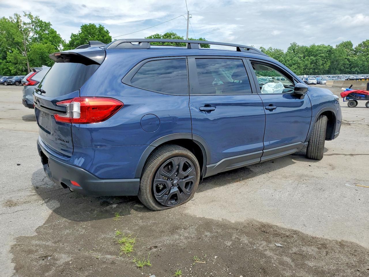 2025 Subaru Ascent Onyx Edition - Фото 3