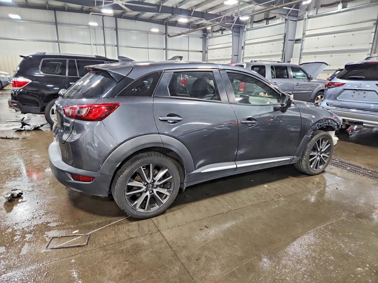 2016 Mazda Cx-3 Grand Touring - Image 3