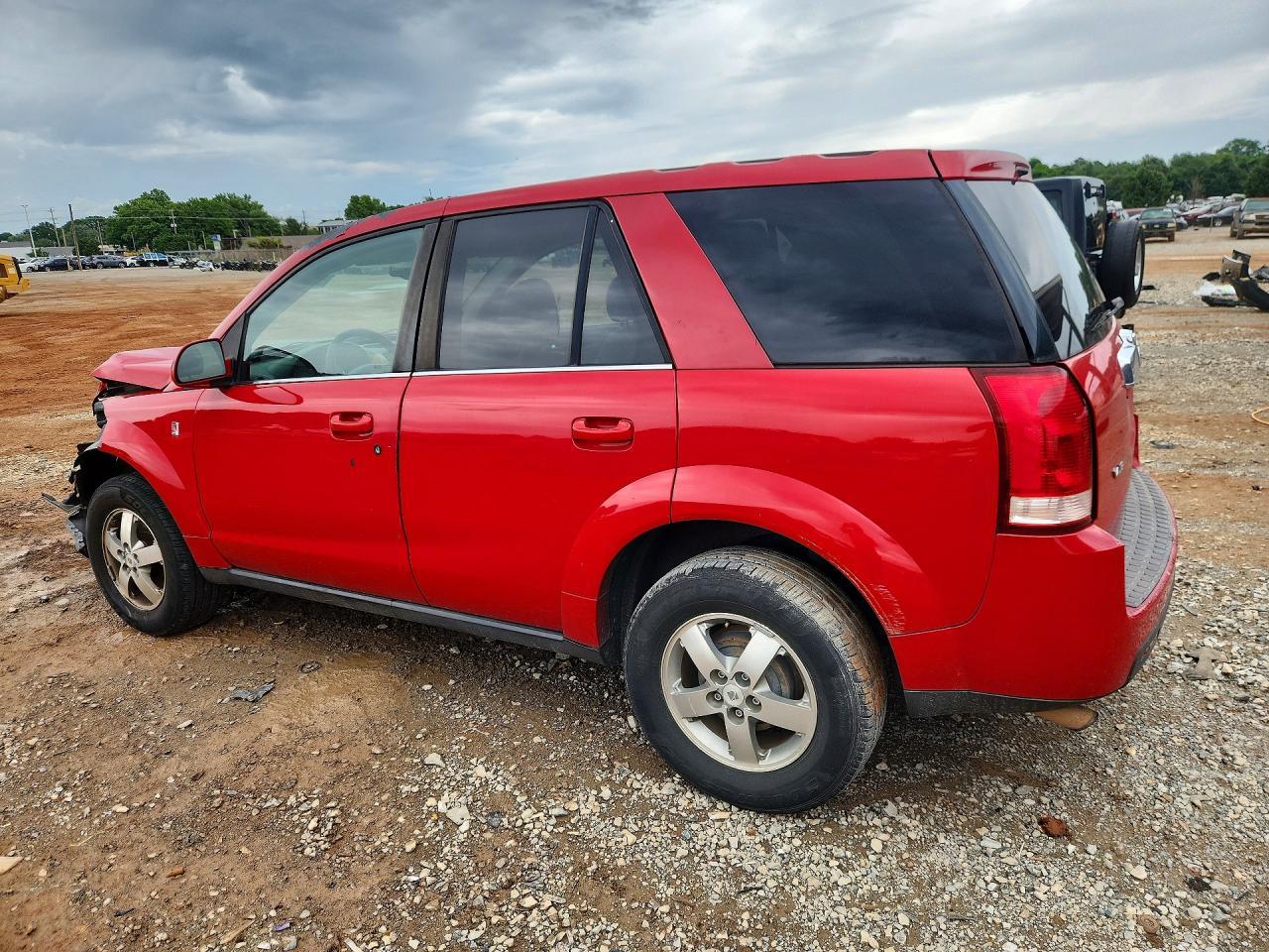 2007 Saturn Vue - Image 2