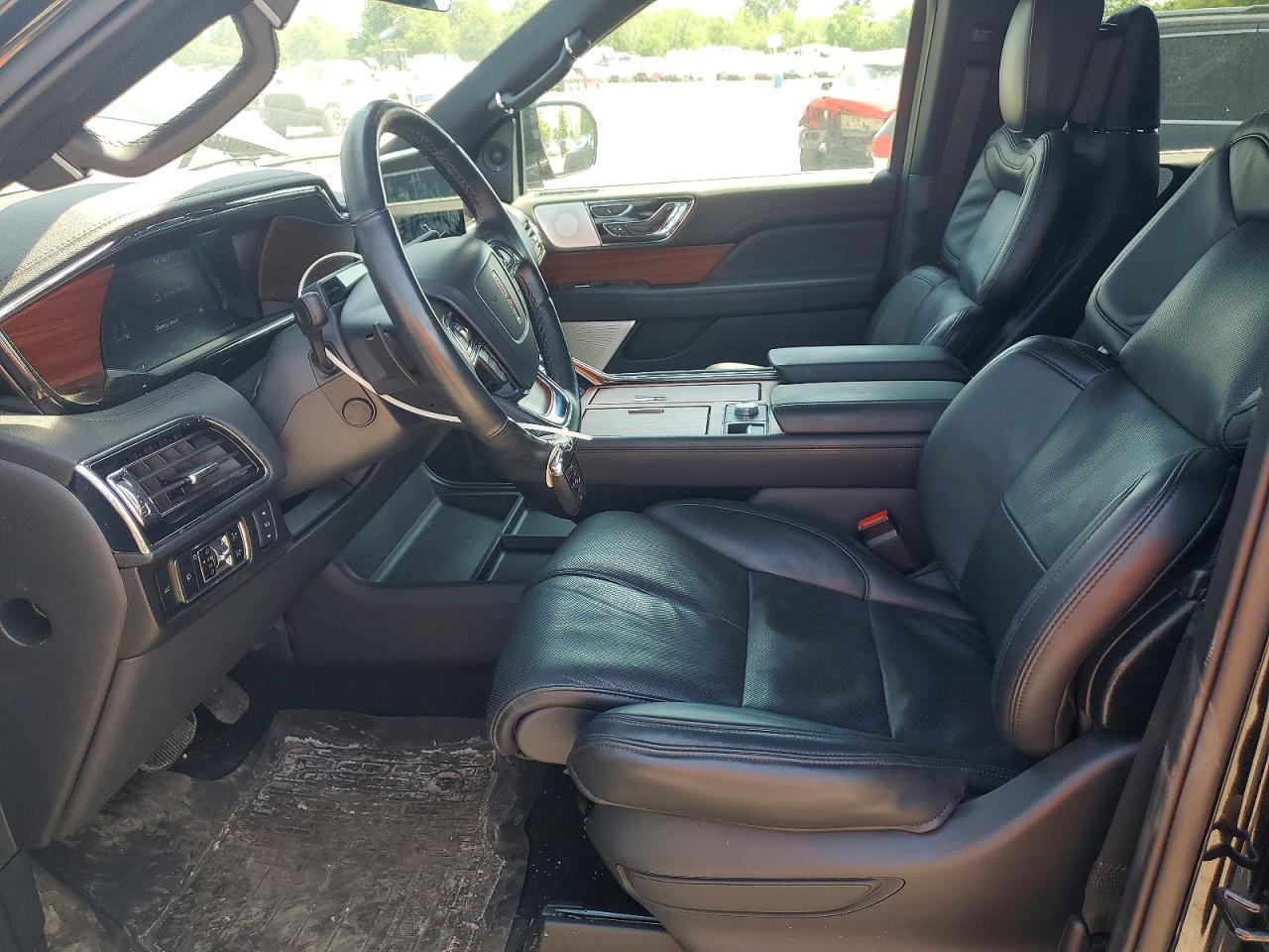 2024 Lincoln Navigator L Reserve - Image 7