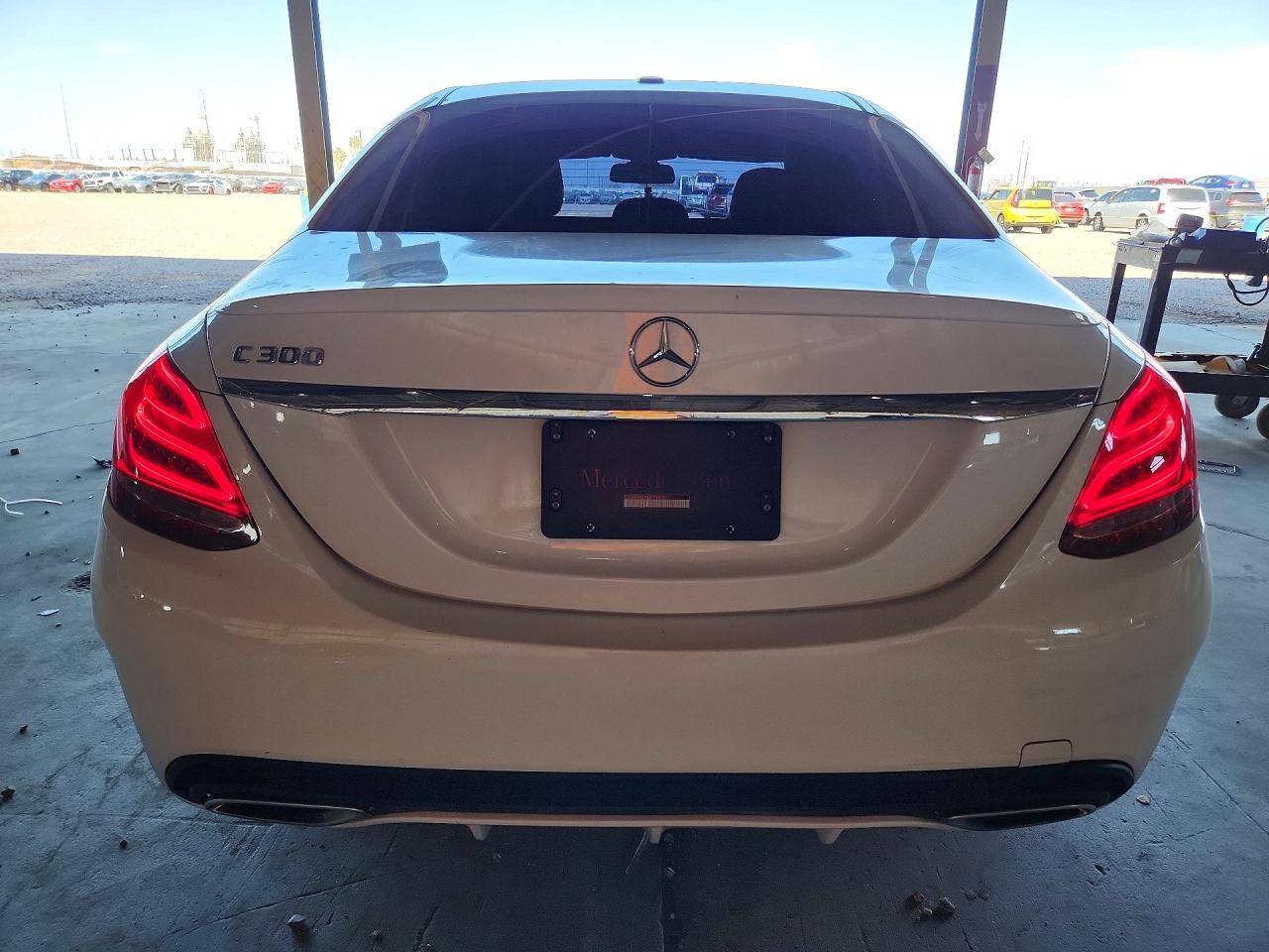 2018 Mercedes-Benz C 300 - Фото 6