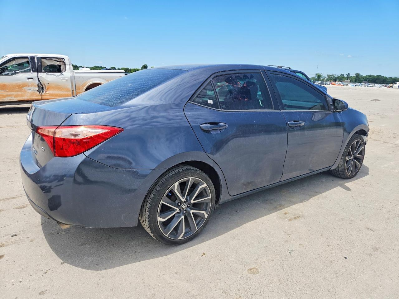 2019 Toyota Corolla Le - Image 3