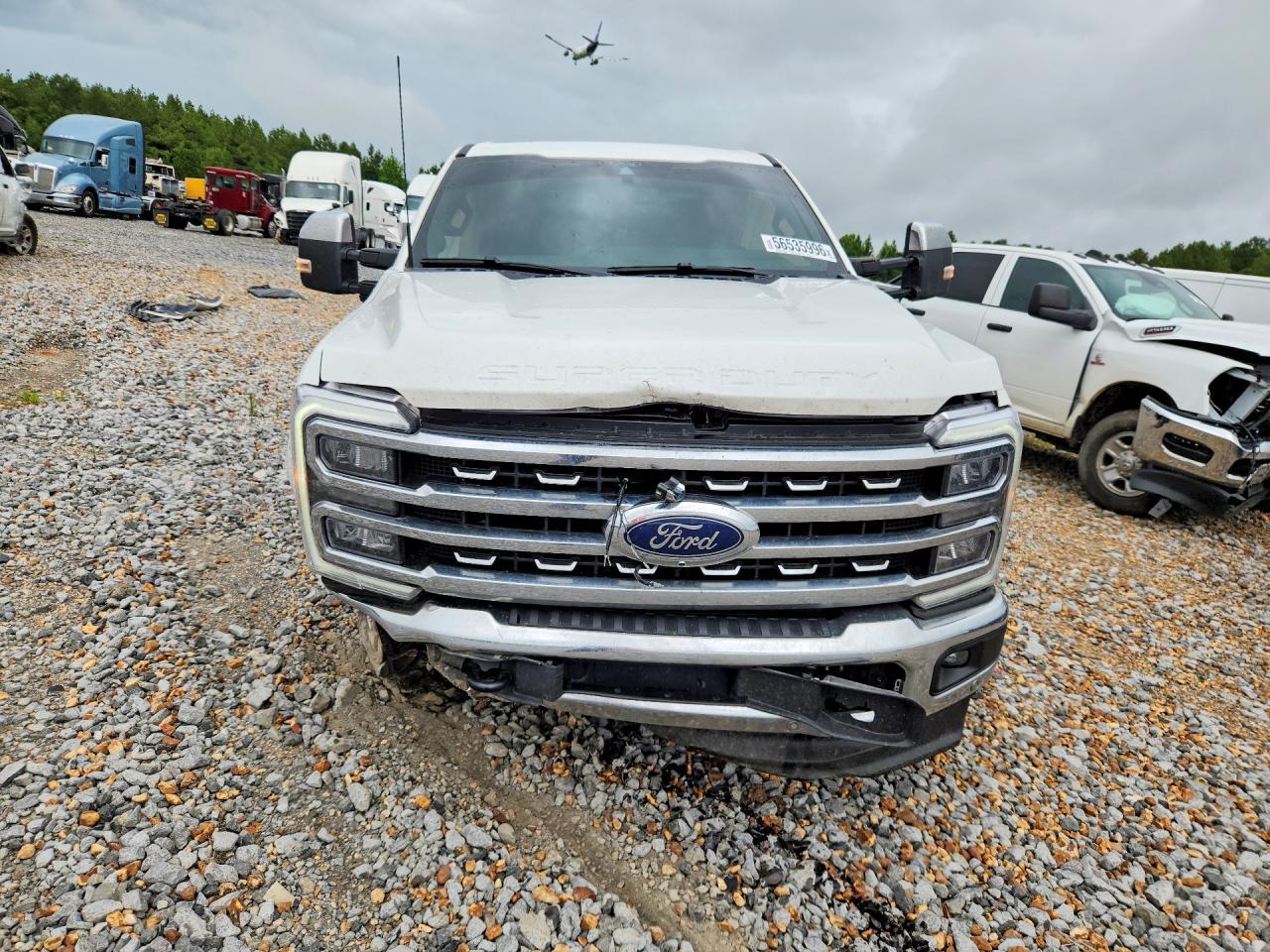 2025 Ford F250 Super Duty - Фото 5