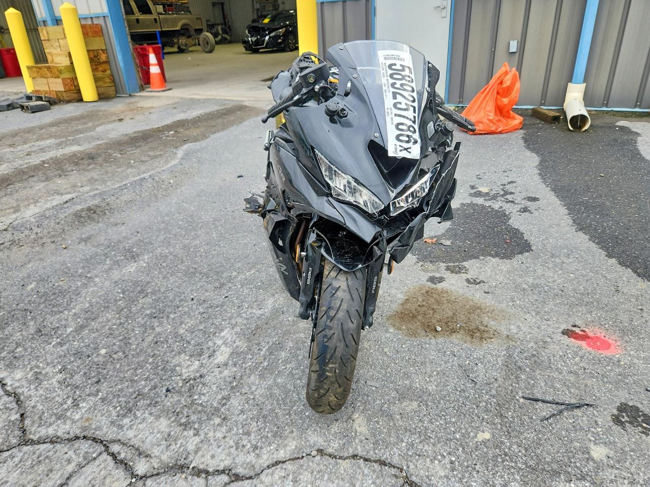 2025 Kawasaki Zx400 P - Image 2
