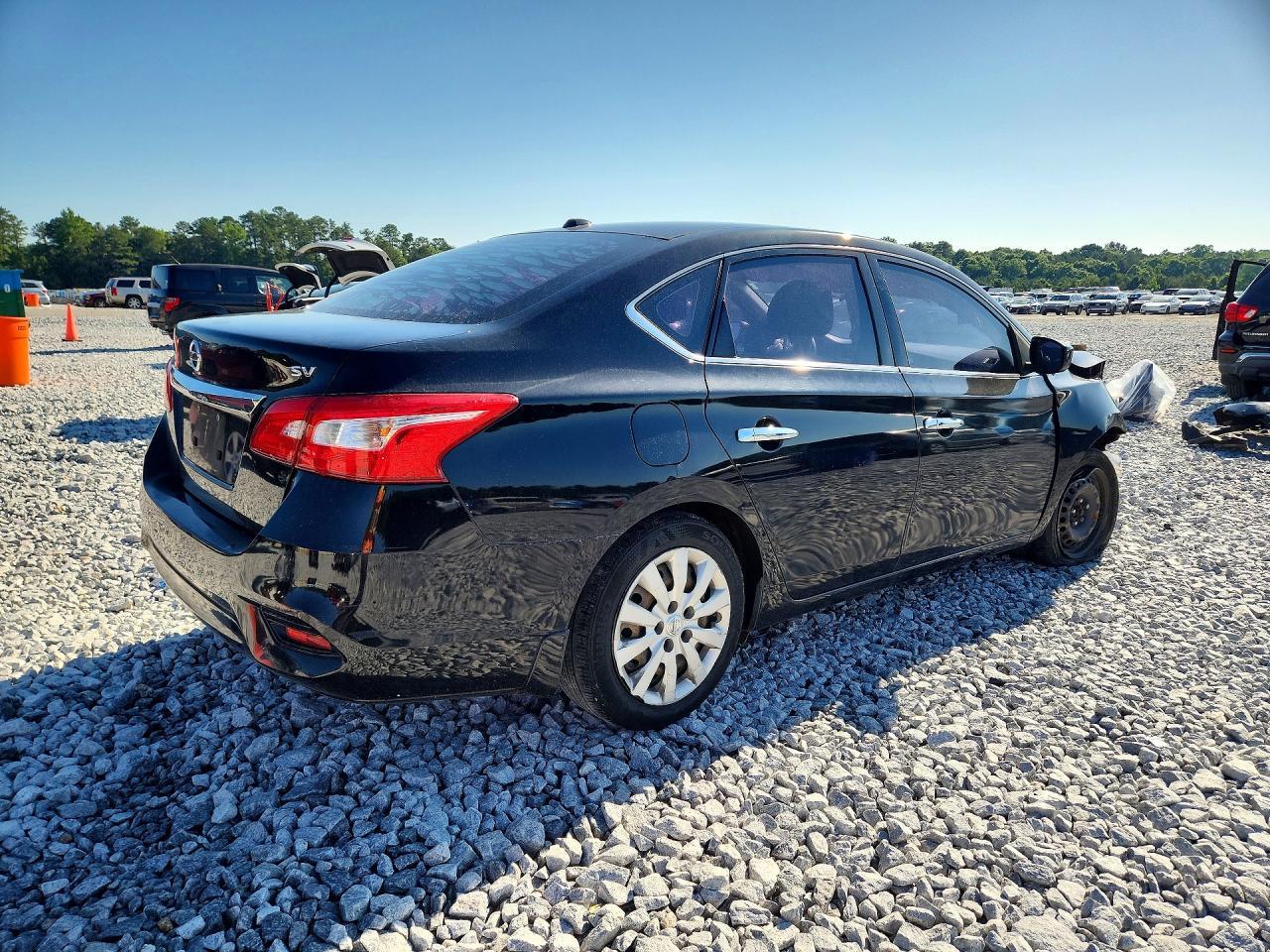 2017 Nissan Sentra Sv - Фото 3