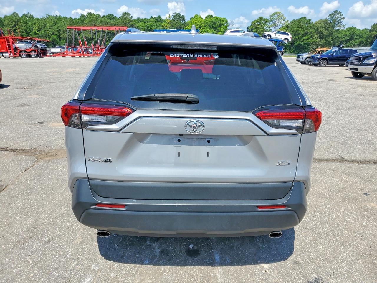 2023 Toyota Rav4 Xle - Фото 6
