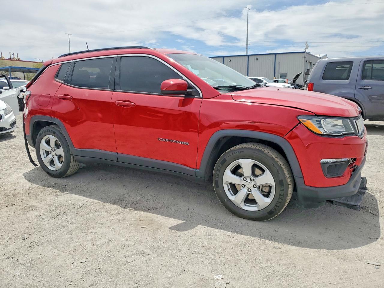 2017 Jeep Compass Latitude - Фото 4