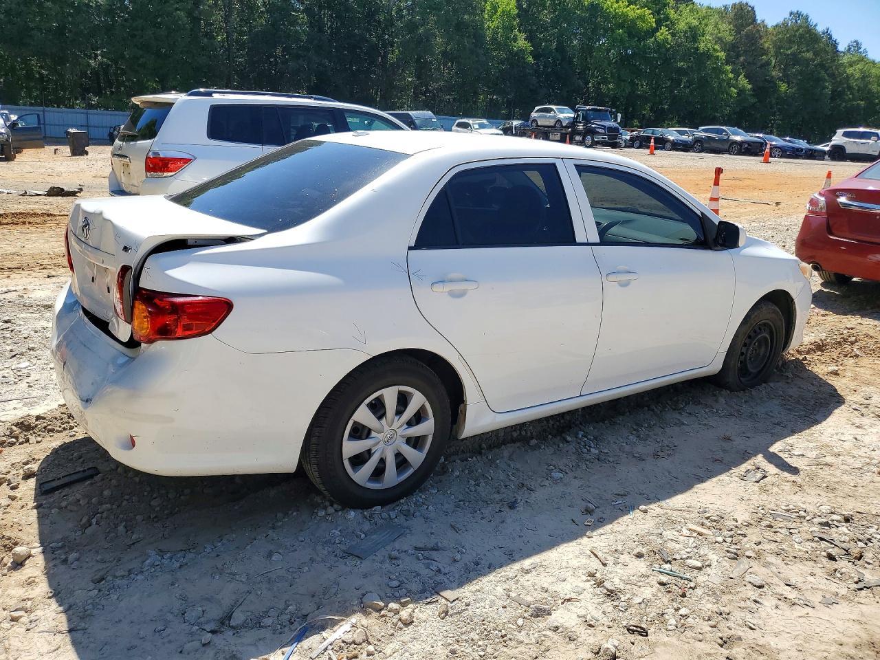 2010 Toyota Corolla Le - Фото 3