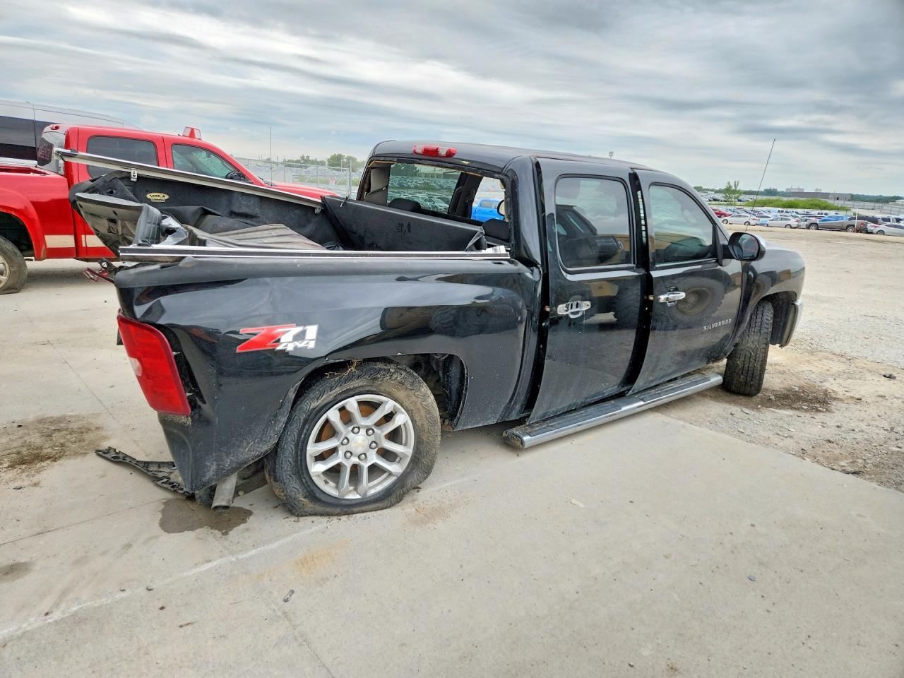 2013 Chevrolet Silverado K1500 Lt - Фото 3